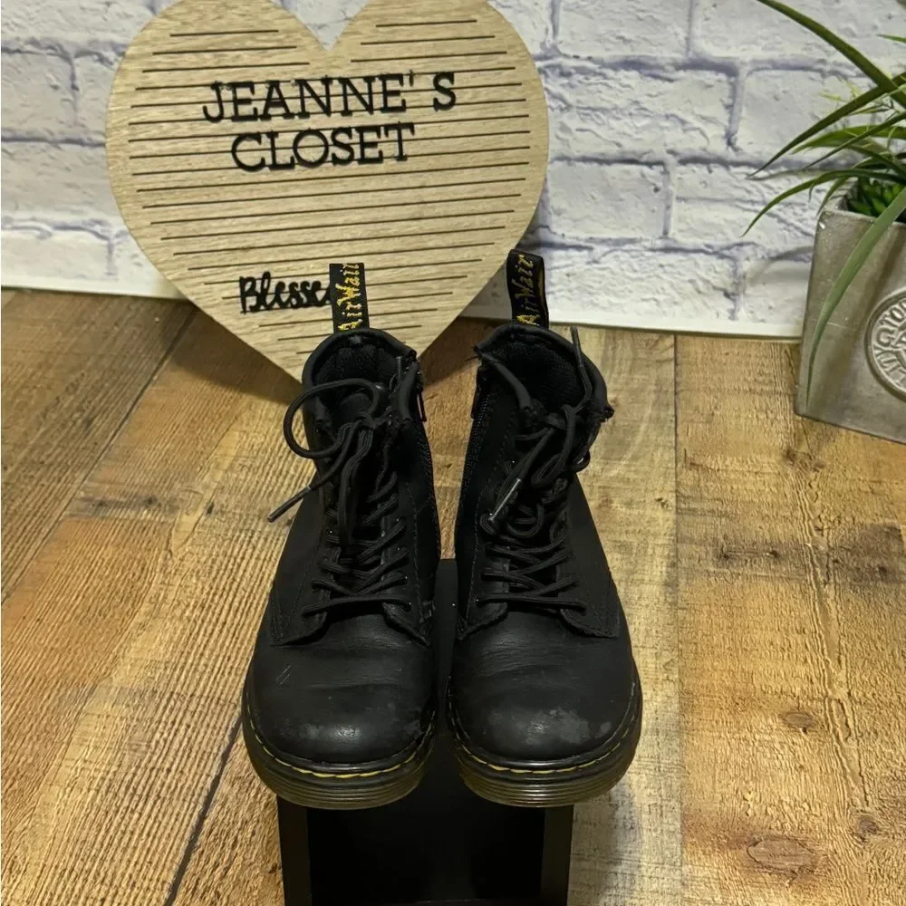 Dr Martens 1460 Soft T Leather Lace Up Boots Black Booties youth  Size 10